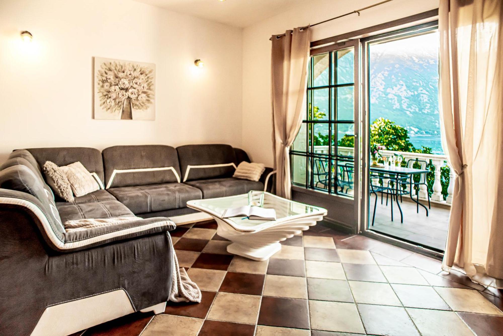 Villa Chantal Kotor Eksteriør bilde